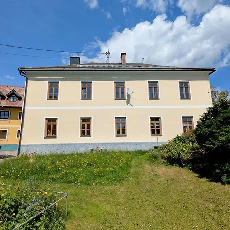 Charming In Sunny Village *