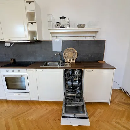 Charming In Sunny Village Diex