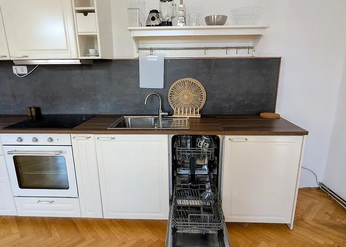 Charming In Sunny Village Diex